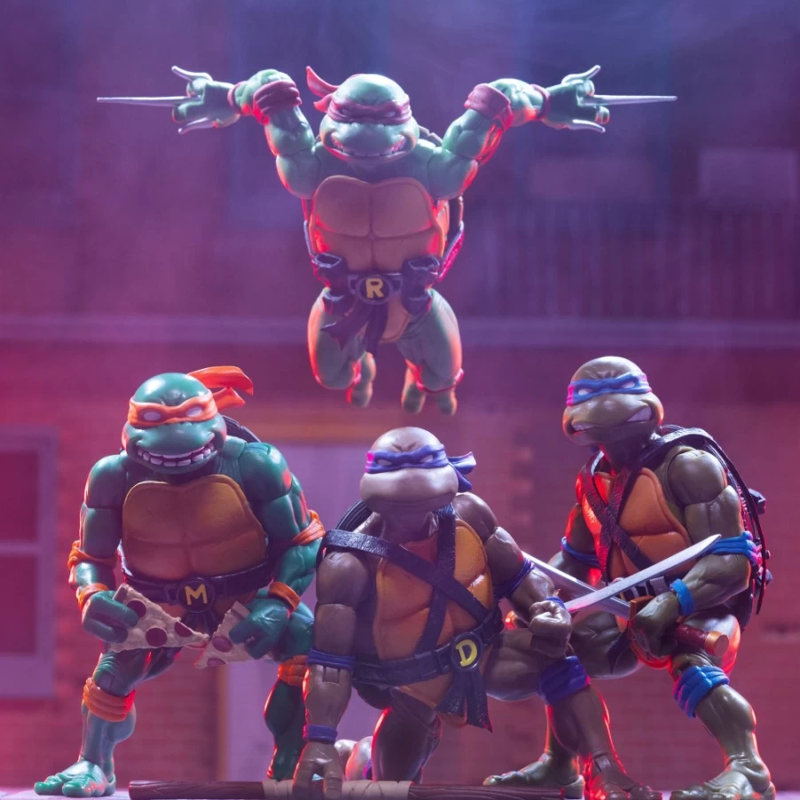Super7 Teenage Mutant Ninja Turtles Ultimates! Raphael, Leonardo, Michelangelo & Donatello Action Figures Set